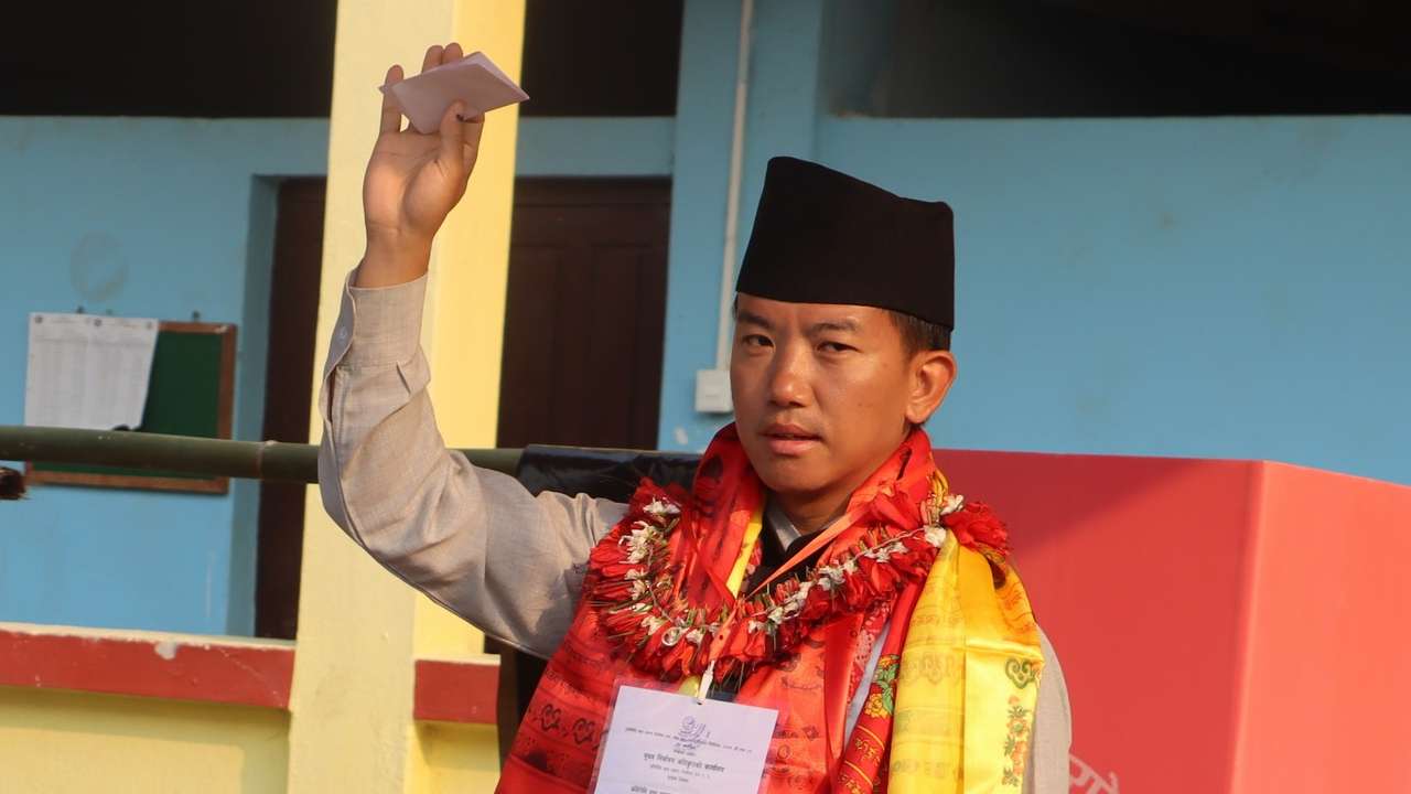 एमालेबाट इलाम– २ मा सुहाङ एकल सिफारिस