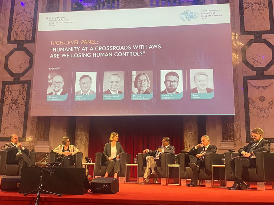 बङ्गलादेशद्वारा हतियार प्रणालीमा एआई लागू नगर्न आह्वान