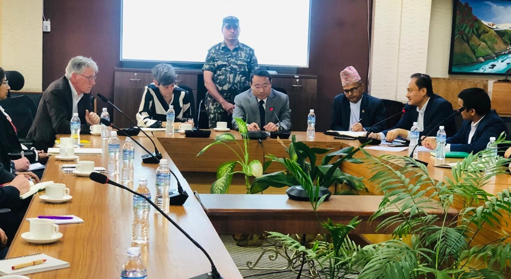 १४ अन्तर्राष्ट्रिय वित्तीय संस्थाका प्रतिनिधिद्वारा अर्थमन्त्रीसँग भेट, लगानी ल्याउने प्रतिबद्धता