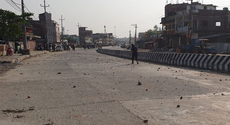 विराटनगरको रानी क्षेत्र तनावग्रस्त, हवाई फायर र अश्रुग्यास प्रहार