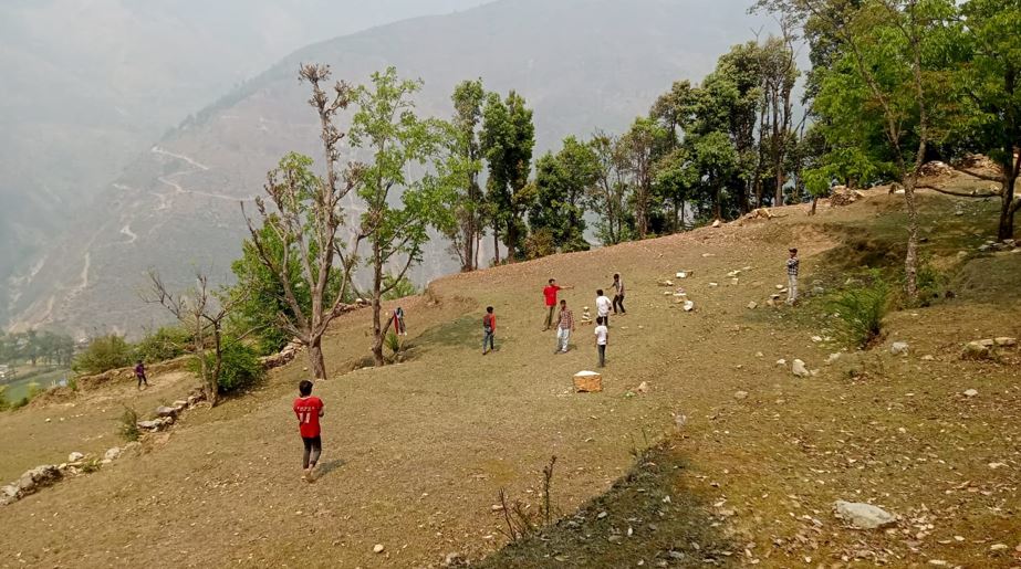 गाउँघरमा पनि क्रिकेटको आकर्षण बढ्दै