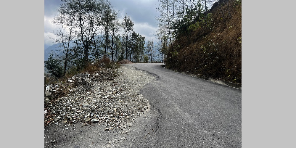 कालोपत्र उप्किएपछि जोखिमपूर्ण यात्रा