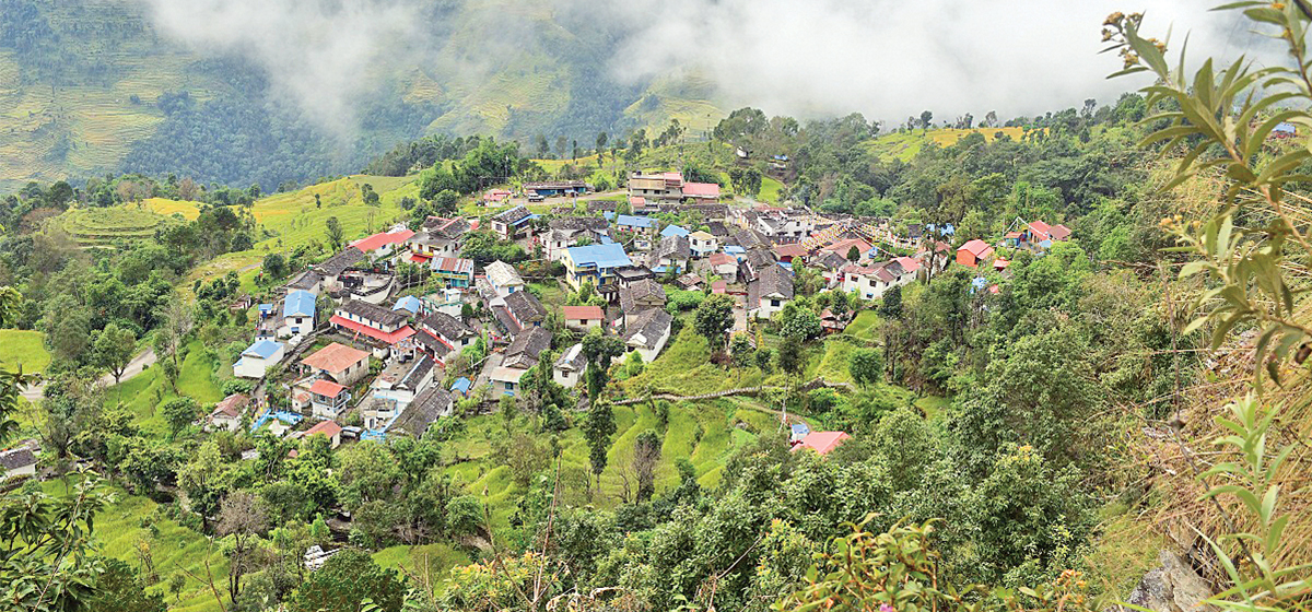 घुम्ने होइन त नेपालकै पहिलो पर्यटन गाउँ सिरुबारी ?