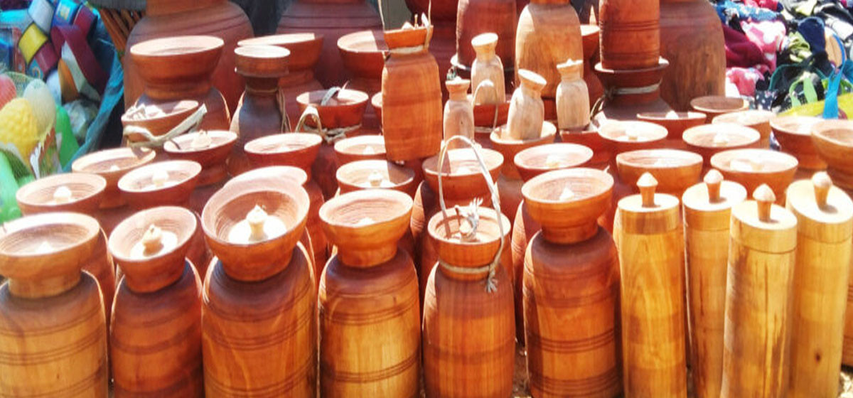 आयातित वस्तुको आकर्षणले लोप हुँदै हस्तकौशल, मौलिक सीप र कला मासिने चिन्ता