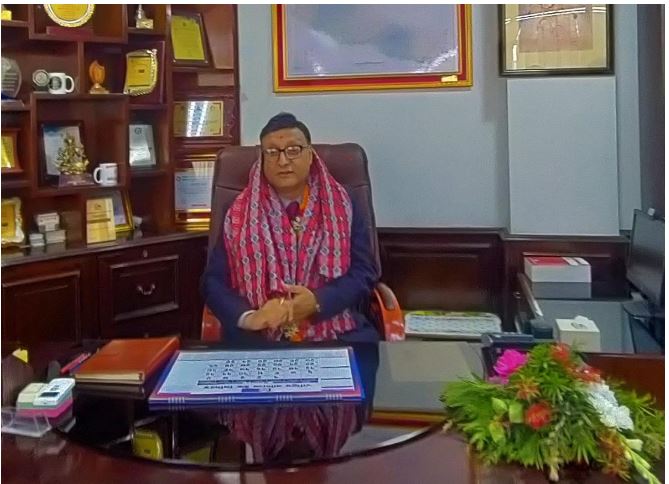 राष्ट्रिय वाणिज्य बैंकका नवनियुक्त (सीईओ) देवेन्द्र रमण खनालद्वारा पदभार ग्रहण