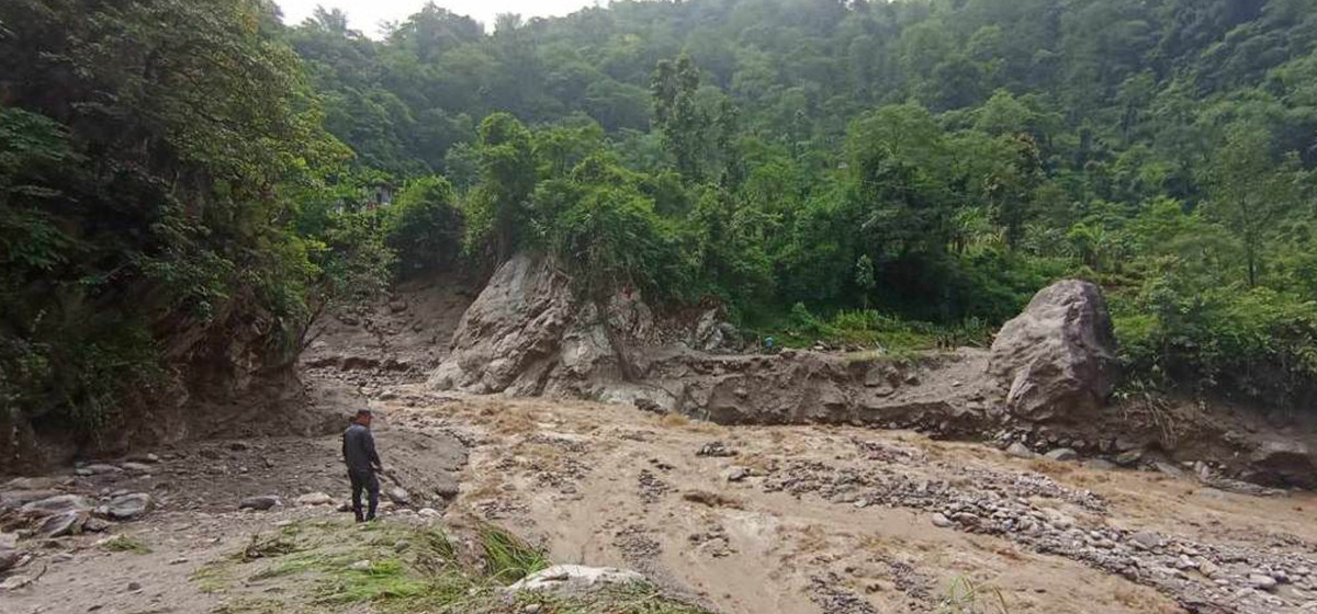 ताप्लेजुङमा बाढी पहिरोबाट दार्जनौँ परिवार विस्थापित