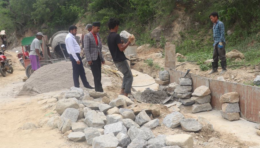 भोजपुरको जरायोटार–सिक्रेटार सडक स्तरोन्नति गरिँदै