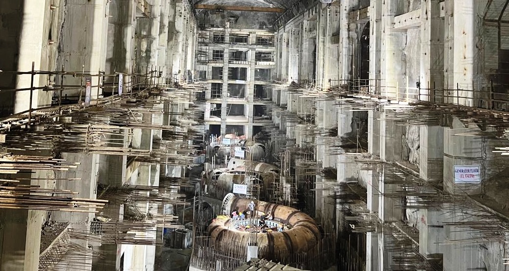 एक खर्ब लगानीमा निर्माण अरुण-३ जलविद्युत् आयोजनाको निर्माण कहाँ पुग्यो ?