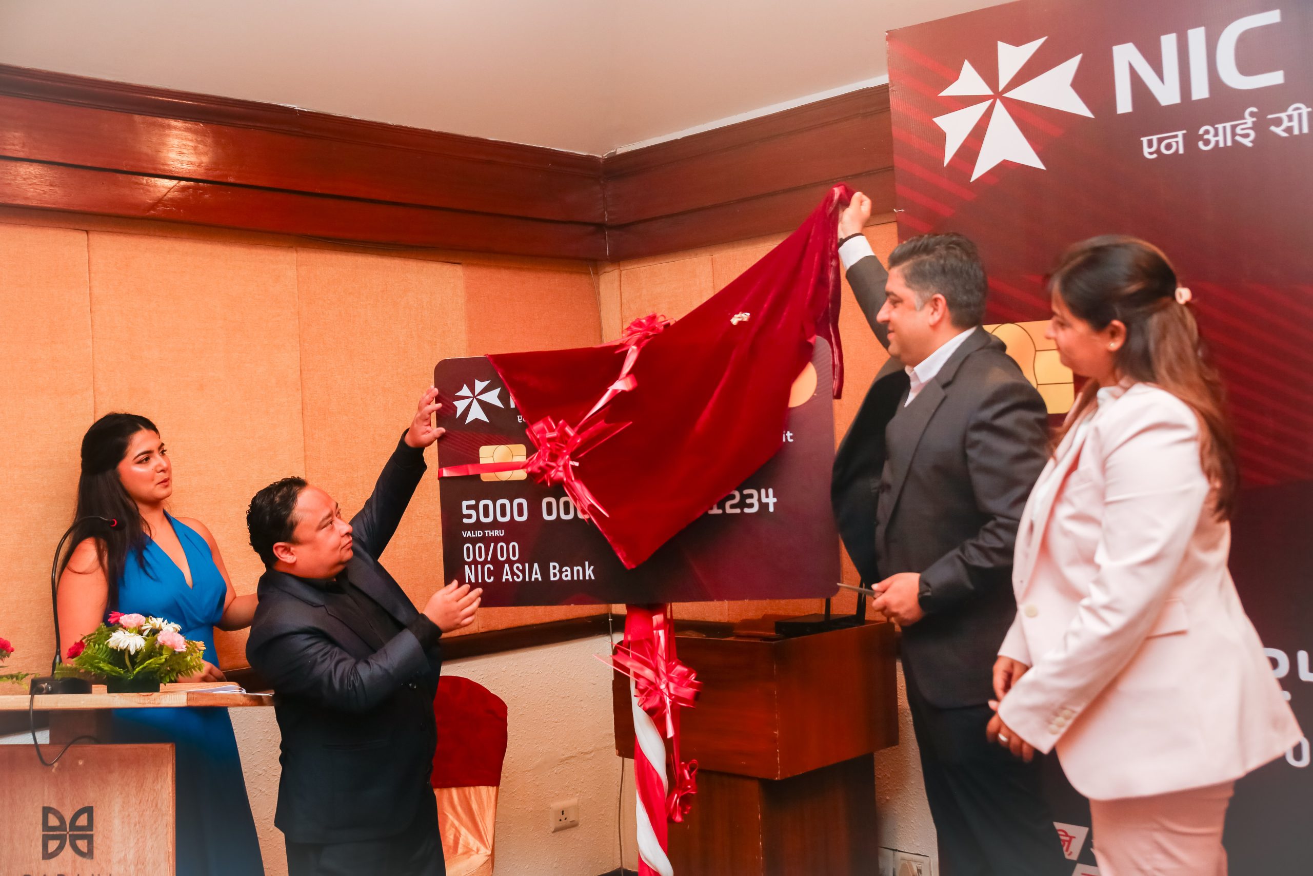 एनआईसी एशिया बैंकद्वारा ‘मास्टरकार्ड इस्युयन्स’ सेवा शुभारम्भ, कस्ता–कसता सुविधा पाइन्छ ?