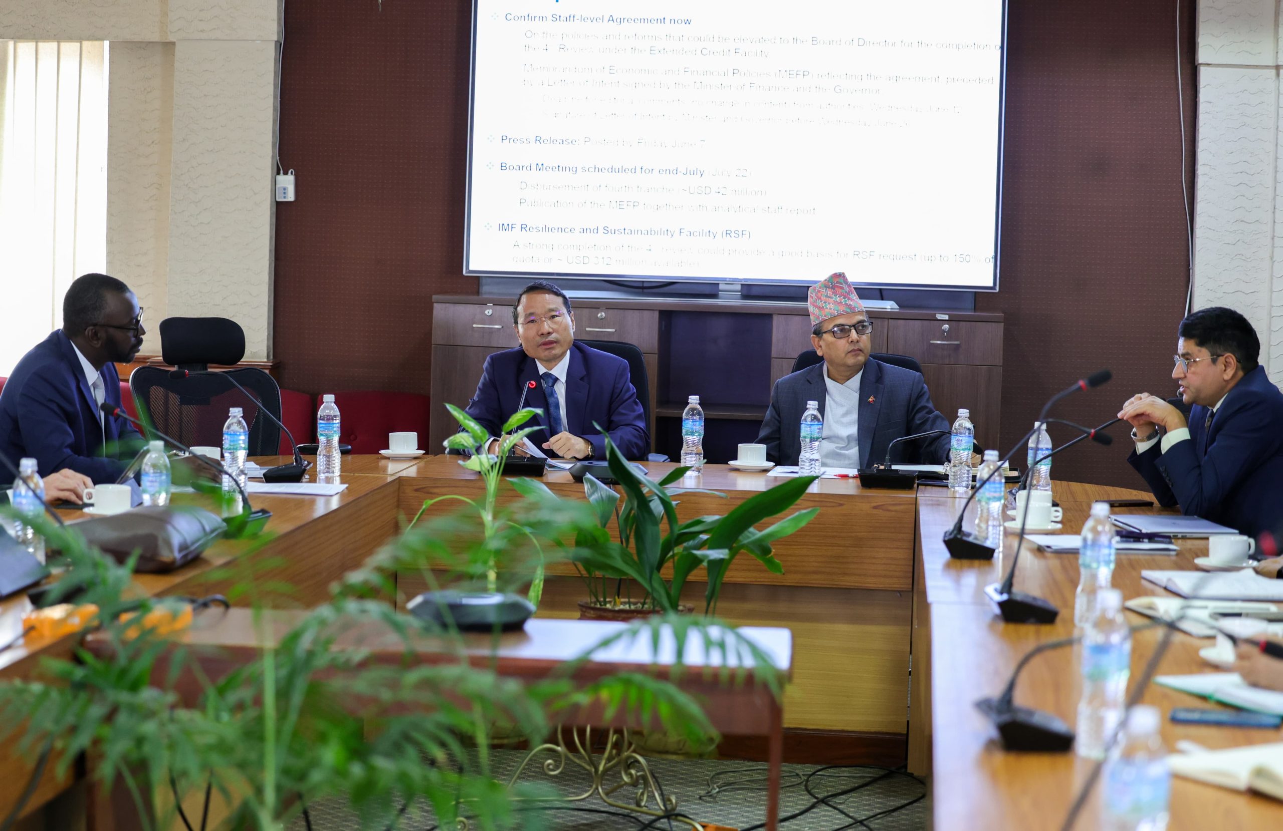 मुद्रा कोषले विस्तारित कर्जा सुविधाअन्तर्गत ५ अर्ब ५९ करोड दिने