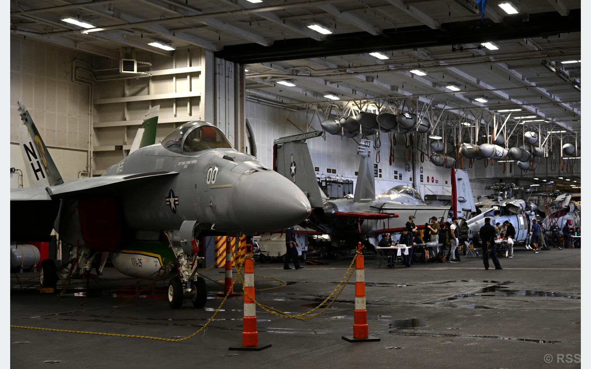 उत्तर कोरियाविरुद्ध शक्ति प्रदर्शनका रूपमा अमेरिकी विमानवाहक पोत दक्षिण कोरियामा