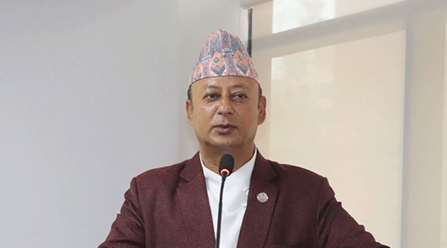 जलविद्युत उत्पादनको क्षमता हेरेर प्रसारण लाइनको गुरुयोजना बनाउनुपर्छः ऊर्जामन्त्री खड्का