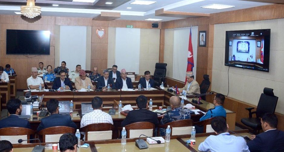 गृहसचिवद्वारा कार्यक्षेत्र नछाड्न सबै प्रजिअलाई निर्देशन