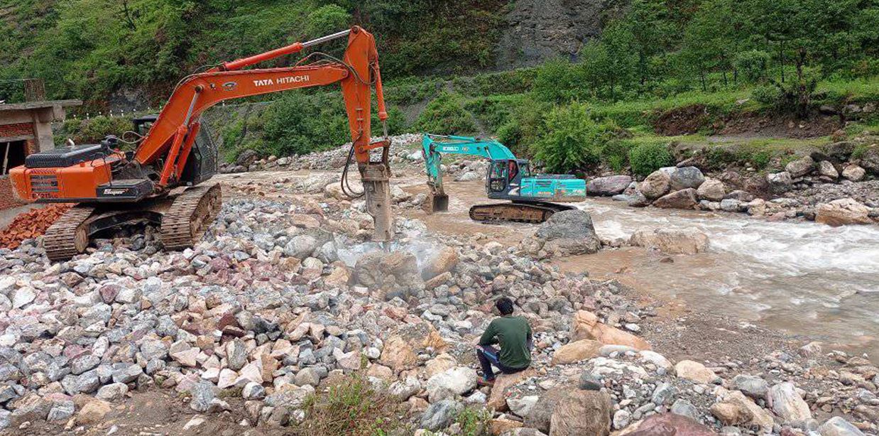 जहाँ मसानघाट नै अतिक्रमणमा पर्‍याे…