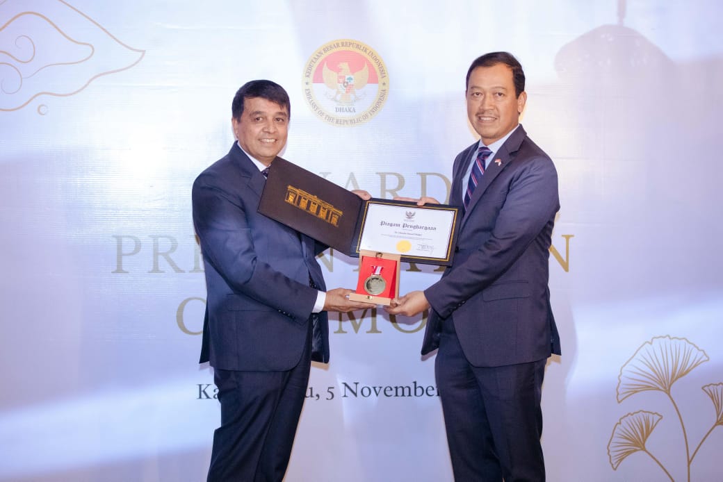 महासंघका अध्यक्ष ढकाललाई इन्डोनेसिया सरकारको सम्मान