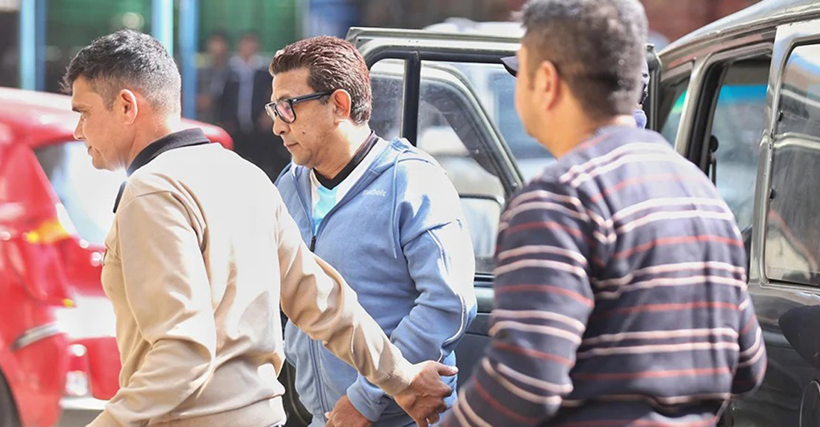 दीपक मनाङे जेल चलान