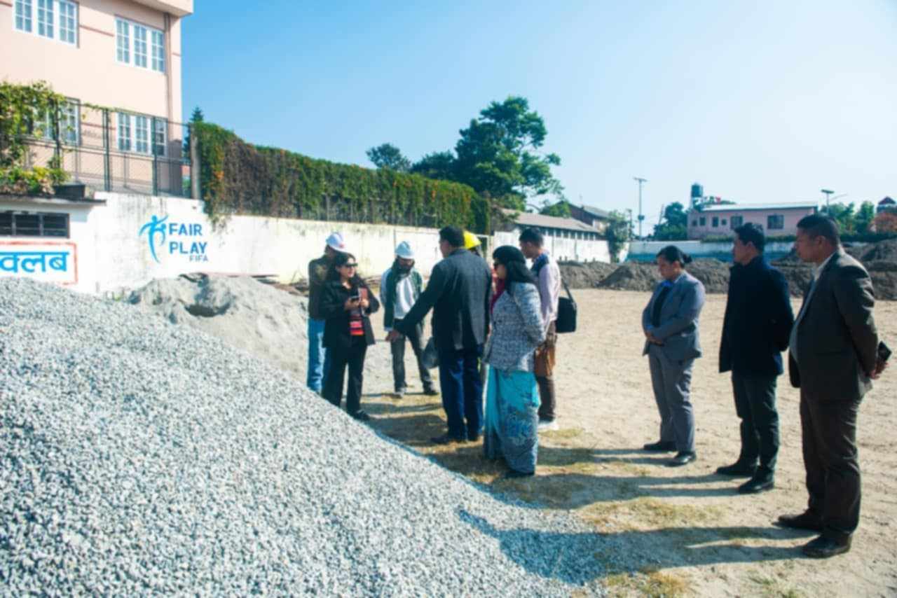 सानो गौचरण स्टेडियममा कम गुणस्तरको बालुवा भेटेपछि प्रयोगमा रोक