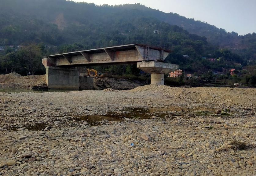 आँधीखोला पुलमा सवा १४ करोड लगानी, सात वर्षमा तेस्रो पटक म्याद थप गर्दा पनि बनेन