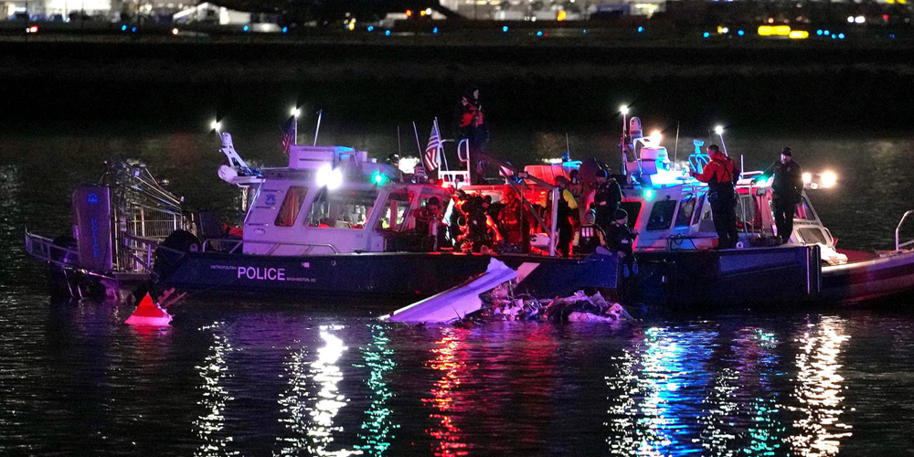 वासिङ्टनमा विमान र हेलिकप्टर ठक्करः सवार सबै यात्रुको निधन 