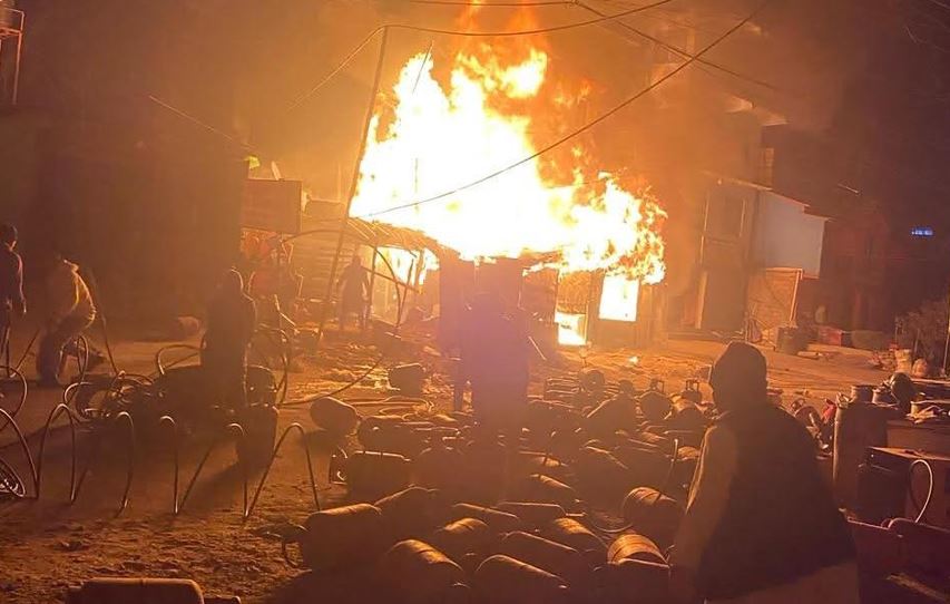 हुम्लाको उनापानीमा आगलागीबाट आठ घर नष्ट