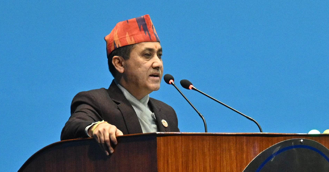 गणतन्त्रको विकल्प खोज्ने होइन यसलाई सुधार गरेर अगाडि बढ्ने हो : महामन्त्री शर्मा