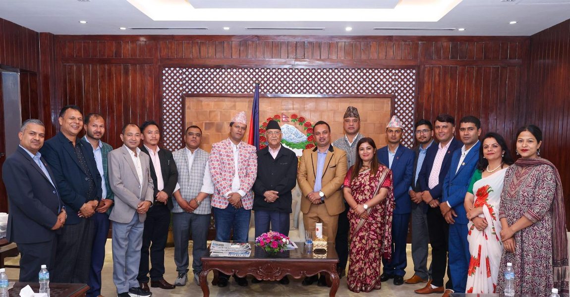 प्रधानमन्त्रीले दिए प्रेस चौतारीको नयाँ नेतृत्वलाई बधाई