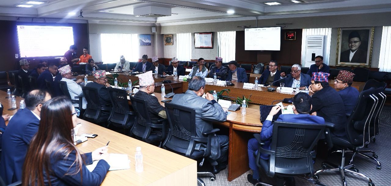 अर्थतन्त्र सुधारबारे पूर्व अर्थसचिवहरुसँग छलफल