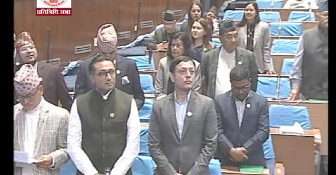 कुलमान घिसिङलाई हटाउने सरकारको निर्णयप्रति विपक्षी दलको संसदमा विरोध