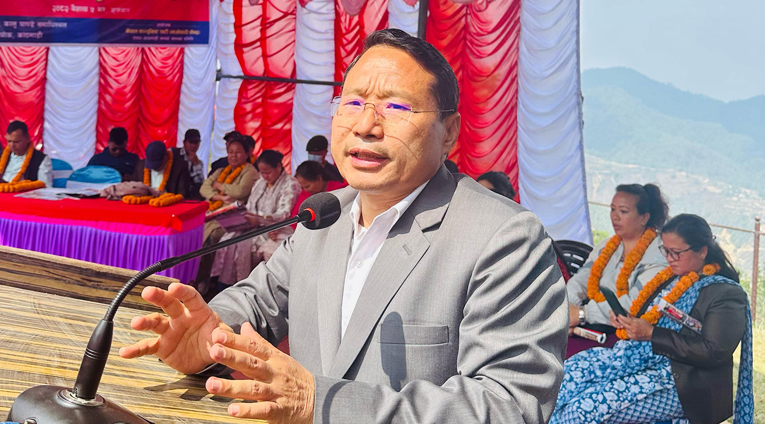 स्वार्थ समूहका प्रतिनिधिलाई राष्ट्र बैंक जिम्मा लगाए माओवादीले सहँदैन : वर्षमान पुन