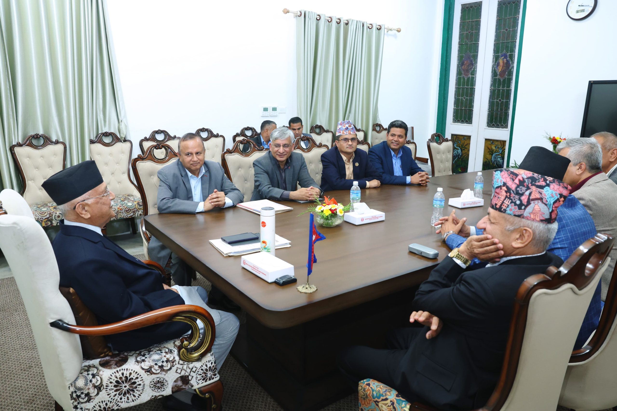 आगामी नीति तथा कार्यक्रमका लागि एमालेले दियो प्रधानमन्त्रीलाई यस्ता सुझाव