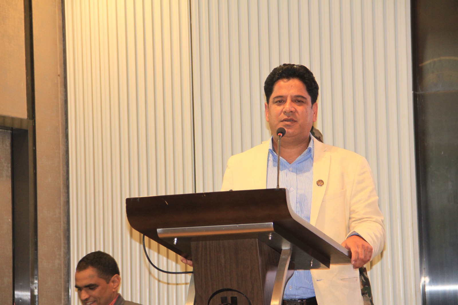 उद्योगीहरूमा इच्छाशक्ति भए अत्यावश्यक सामग्रीको आयात कम हुन्छः मन्त्री भण्डारी