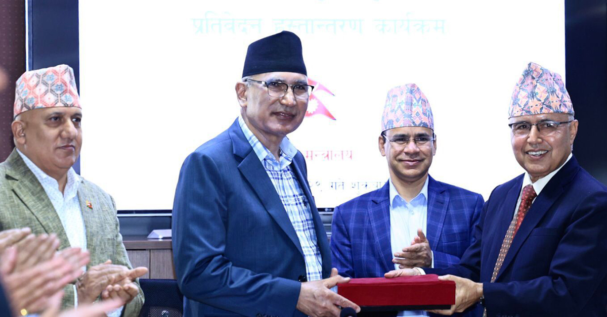 लगानीको वातावरण बनाउन र उत्पादनको लागत घटाउन उच्चस्तरीय आयोगको सुझाव