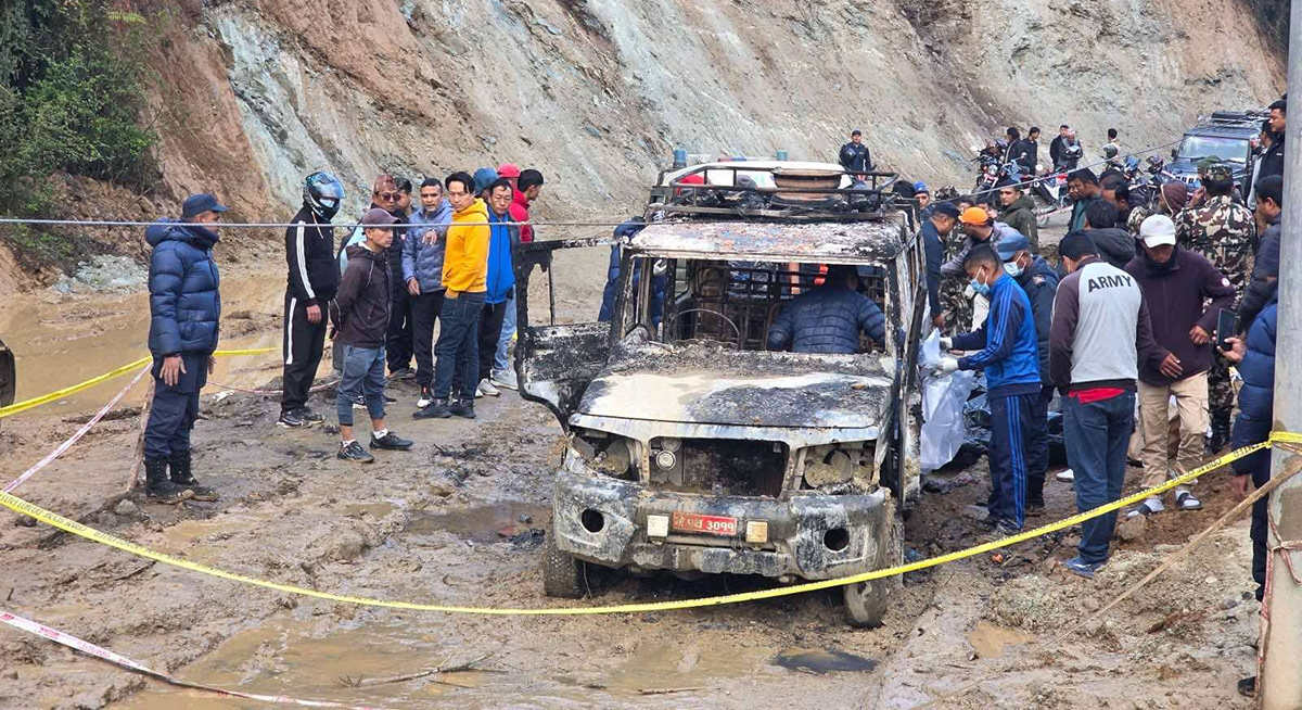 पाथीभरा जाँदै गरेको बोलेरोमा करेन्ट लाग्दा चार जनाको मृत्यु, दुई घाइते (नामावलीसहित)