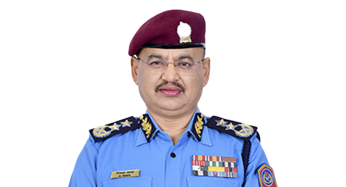 आईजीपी दीपक थापा एमालेनिकट युवासङ्घको सहअध्यक्ष ?