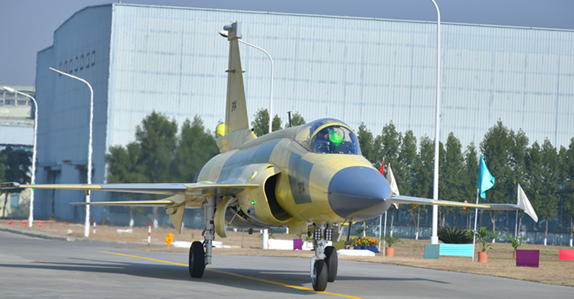 जम्मू–कश्मीरमा आतङ्कवादी हमलापछि डरायो पाकिस्तान, भारतीय सीमातर्फ पठायो १८ लडाकु जेट