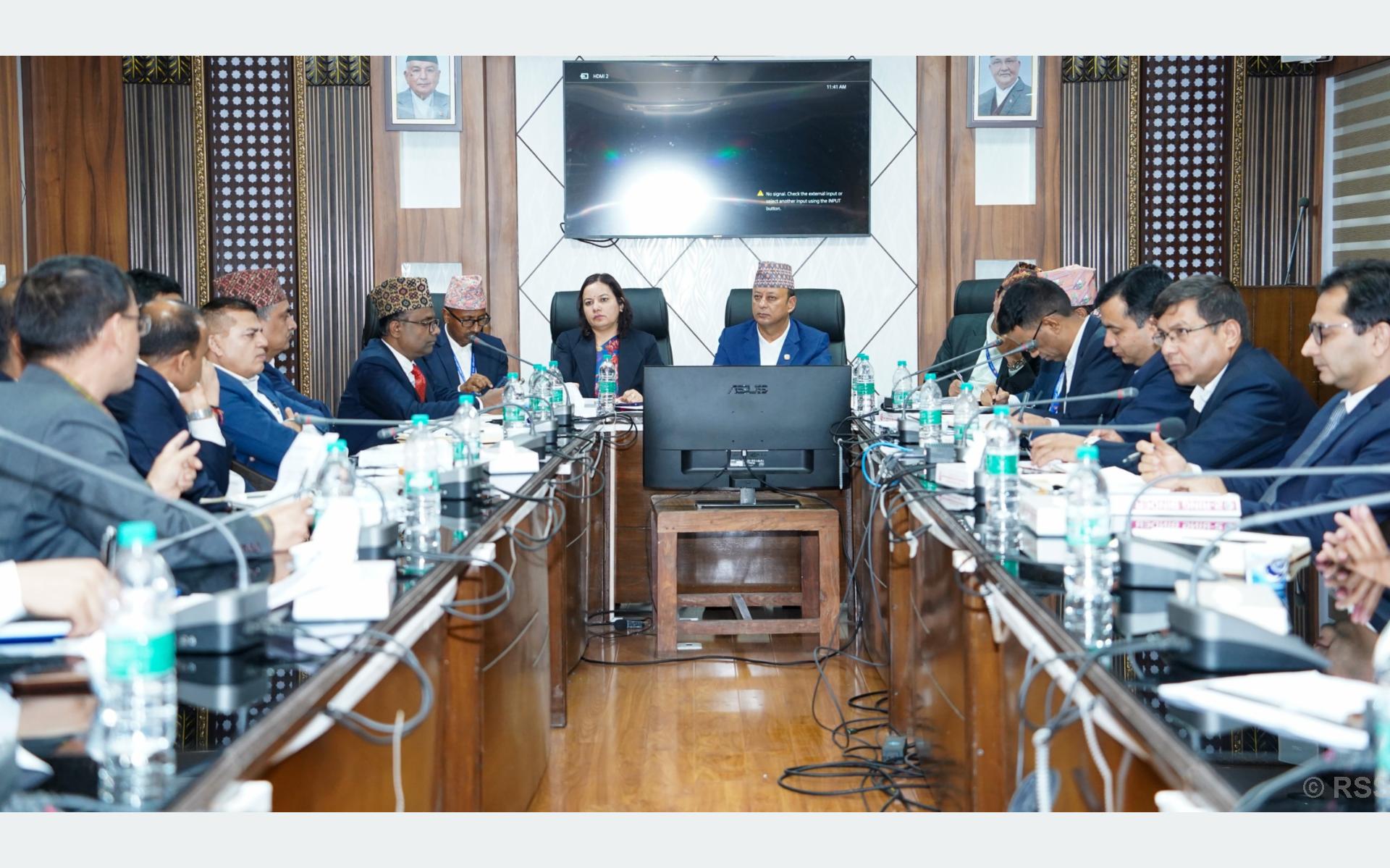 प्राधिकरणलाई १० वर्षदेखिको डेडिकेटेड र ट्रङ्कलाइनको बक्यौता उठाउन श्वेतपत्र जारी गर्न मन्त्री खड्काको निर्देशन