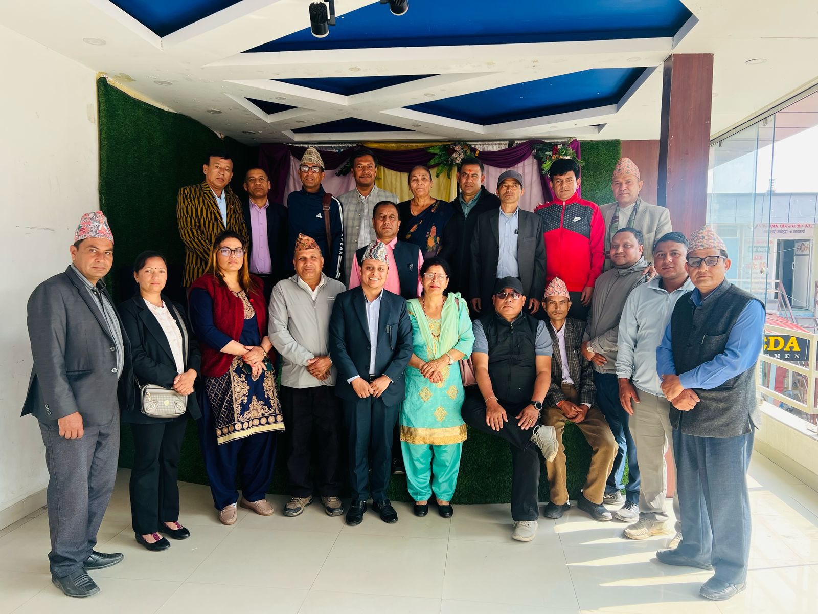 शिक्षक आन्दोलनका विषयमा दोलखाका ‘गुरुहरू’सँग छलफल, आन्दोलनलाई ऐक्यवद्धता जनाइदिन आग्रह