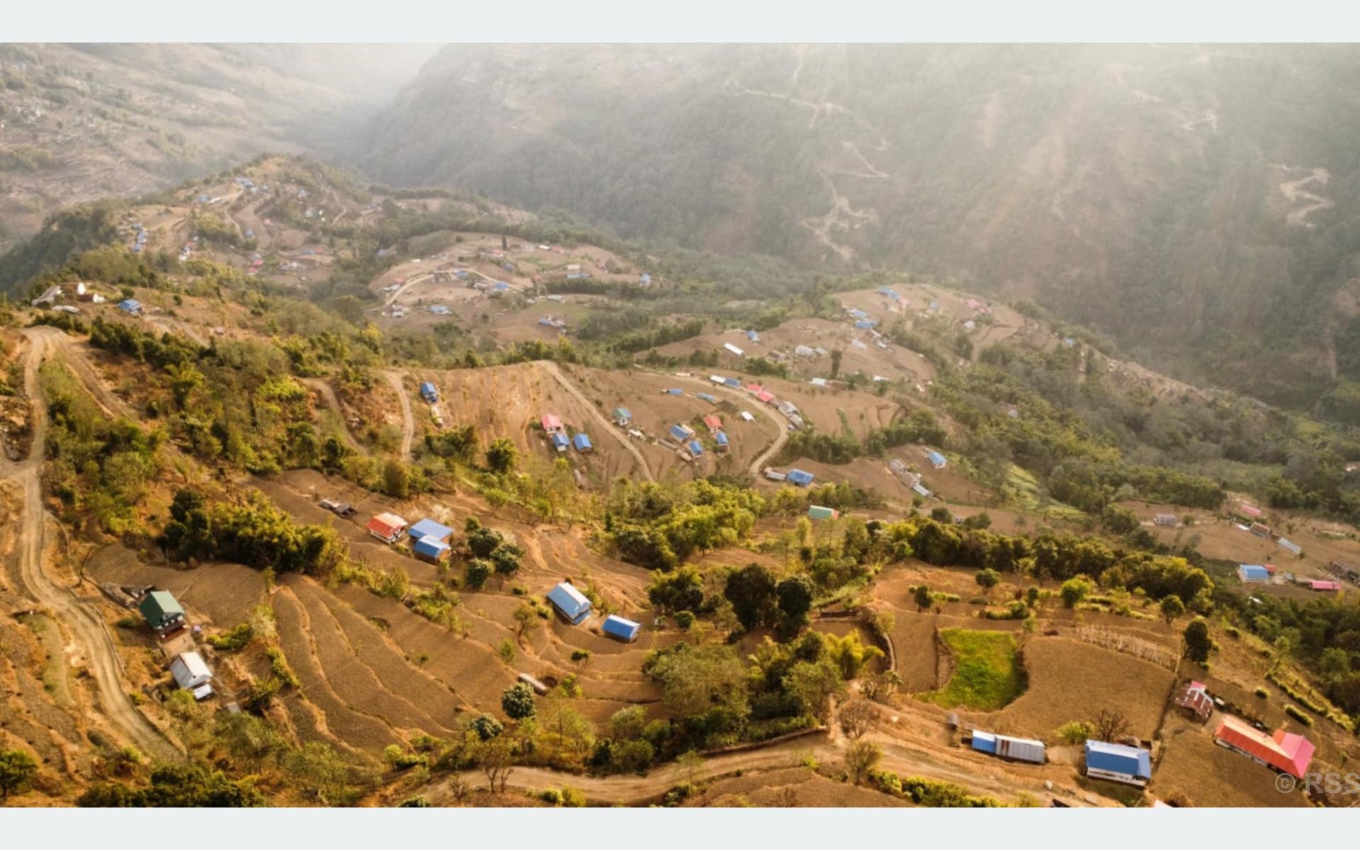 जीवनजल लिन घण्टौँ पैदलयात्रा पार गर्नुपर्ने बाध्यताको अन्त्य