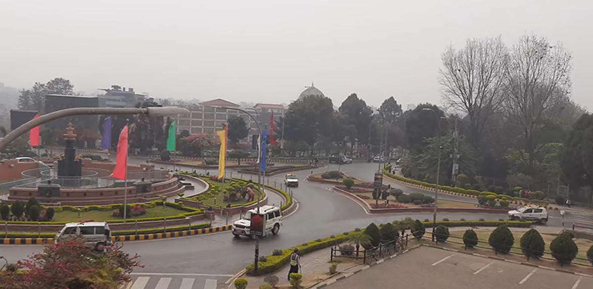 काठमाडौंमा धेरैपछि पर्‍यो पानी, हट्ला प्रदूषण ?