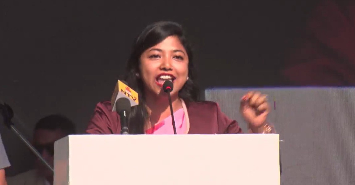 सामाजिक सञ्जालमा गाली गरेर देश बन्दैन : सुनिता डंगोल