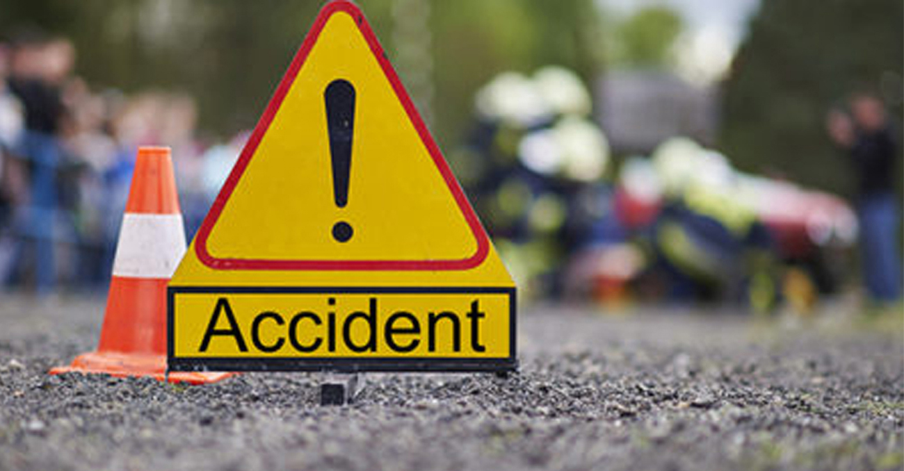 कलंकीमा स्कुल भ्यानले ठक्कर दिँदा छात्राको मृत्यु, पाँच जना घाइते