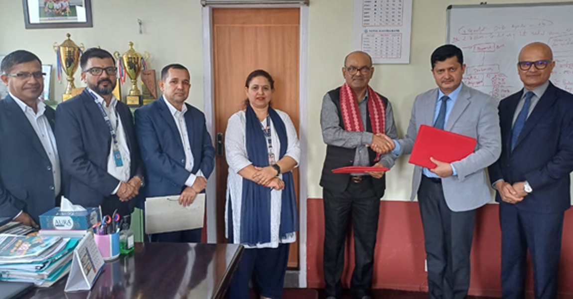 समृद्धि फाइनान्सका नवनियुक्त अध्यक्ष मिश्रले लिए शपथ