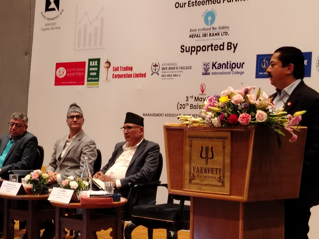 साना तथा मझौला उद्योग प्रवर्द्धन गर्ने बजेट ल्याउन महासंघका वरिष्ठ उपाध्यक्ष श्रेष्ठको सुझाव