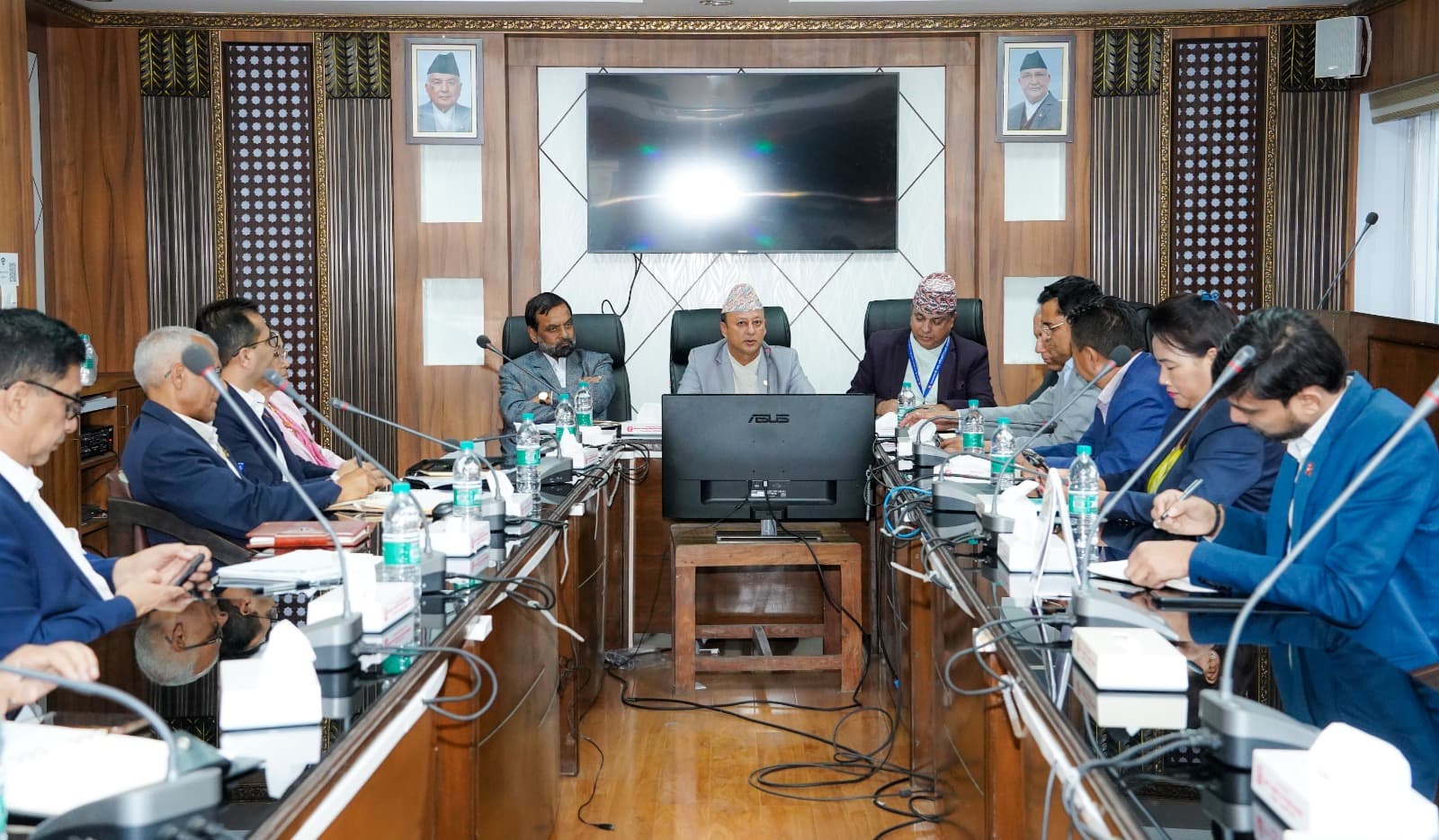 तमोर जलाशययुक्त बहुउद्देश्यीय आयोजना कार्यान्वयनका लागि सरकार गम्भीर : ऊर्जा मन्त्री खड्का