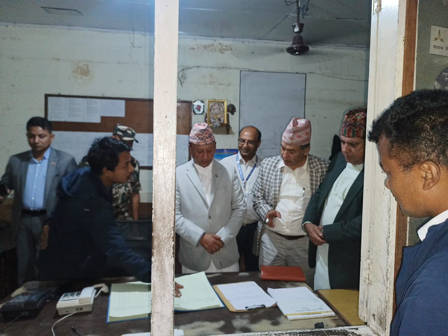 नो लाइट शाखाको निरीक्षणपछि मन्त्री खड्काले भने- ‘लोडसेडिङ हुँदैन, हुन दिइँदैन’