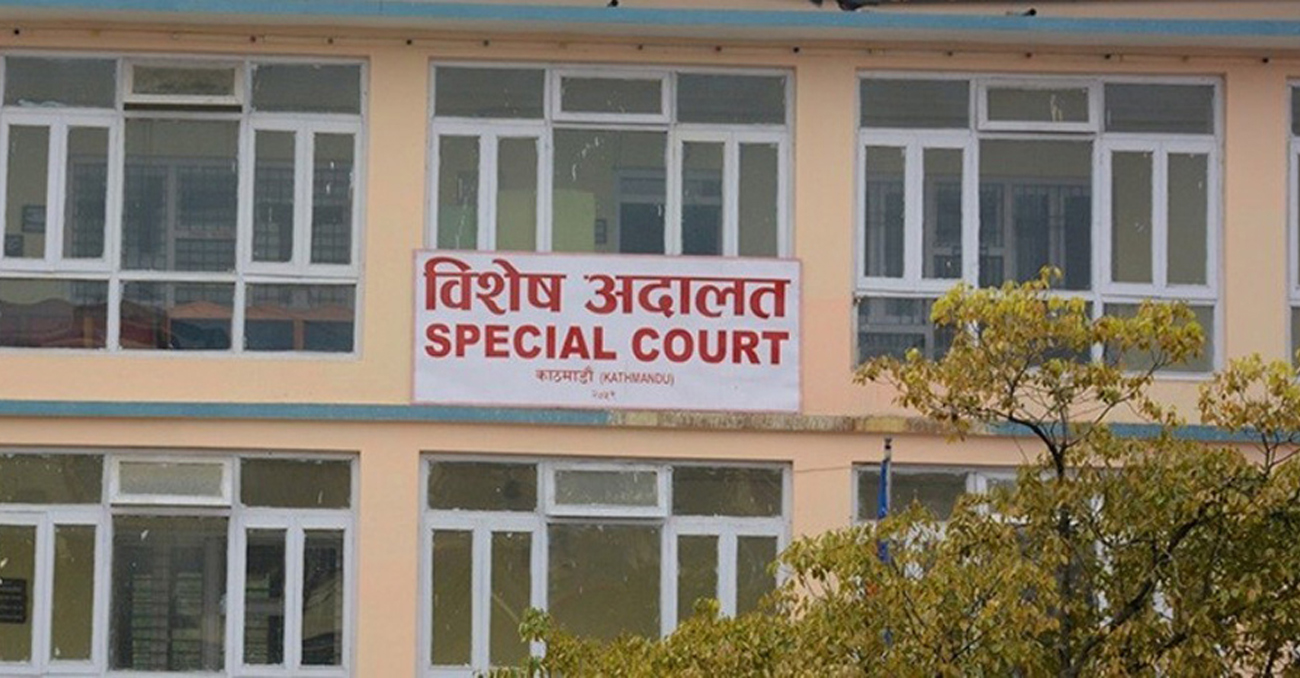 अनधिकृत रुपमा सवारी लाइसेन्स सच्याउने यातायातका तीन कम्प्युटर अपरेटरविरुद्ध मुद्धा दायर