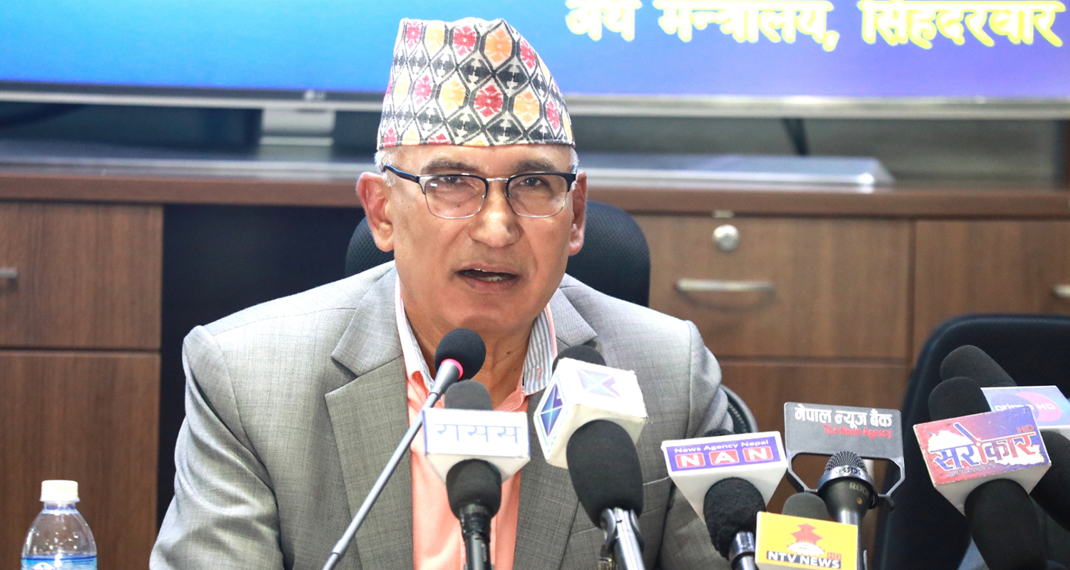 बजेट कार्यान्वयनका लागि साउन कुरिँदैन, आजैदेखि सुरू भइसक्यो : अर्थमन्त्री