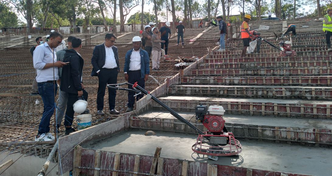 टीयू क्रिकेट रङ्गशालाको प्यारापिट ढलान सुरु