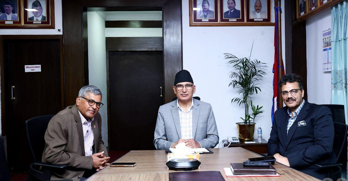 गभर्नरमा नियुक्तिका लागि मन्त्रिपरिषद् पुग्यो विश्व पौडेलको नाम