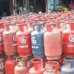 अब प्रति सिलिण्डर ९५५ रुपैयाँमा ग्यास पाइने